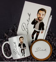 Kişiye Özel Karikatür Tasarım Defter Kalem Kupa Ve Bardak Altlığı Hediye Seti 96182