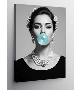 Kanvas Tablo Balon Çiğneyen Kadın ve Minimalist Moda