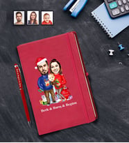 Kişiye Özel Yılbaşı Aile Karikatürlü Kırmızı Defter Kalem Hediye Seti Model-3