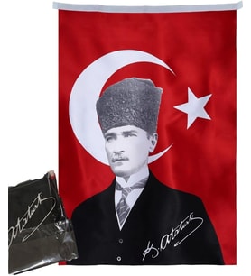 Türk Bayrağı Kalpaklı Atatürk Fotoğraflı Türkiye Bayrağı 70x105 cm