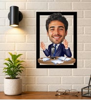 Kişiye Özel Spiker Karikatürlü Çerçeveli Tablo – Fotoğraftan Sunucu ve Yayıncı Portresi Hediyesi Şarkıcı Hediyesi Karikatürlü Tablo