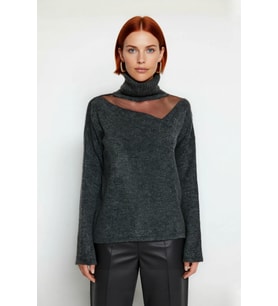 Kadın Basic Siluet Triko Kazak Düşük Kol Choker Yaka Tül Detaylı Kış Stiline Modern Dokunuş