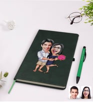 BK Gift Kişiye Özel Sevgililer Karikatürlü Yeşil Termo Deri Defter Kalem Seti Model 108