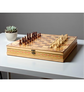 El Yapımı Lüks Nakış İşlemeli Doğal Ahşap Sandıklı Premium Satranç Takımı 45x45 cm. Hediyelik Set 2