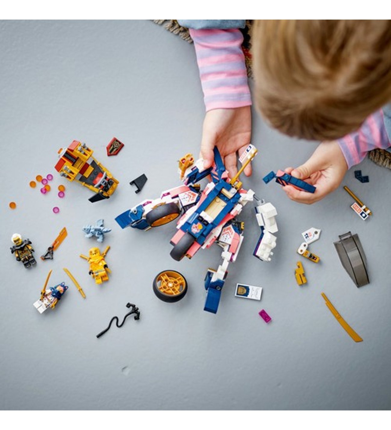 パーツ yuu LEGO® Ninjago Sora'nın Dönüşen Robot Motosiklet Yarışçısı 71792