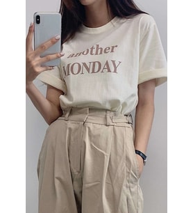 Unisex Another Monday Baskılı Oversize Tshirt (Bej)