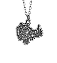Opeth Müzik Grubu Logo Kolyesi – 60 cm Zincir – Rock Metal Tarz (Gümüş)