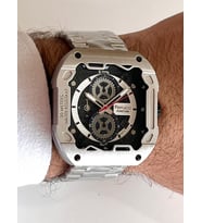Ferrucci Kare Kadran Silver Renk Fonksiyonları Aktif Takvimli 45mm Kasa Çap Erkek Kol Saati (Gümüş)