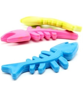 Balık Kemiği İskelet Şekilli Renkli Plastik Kedi Oyuncağı (4915) GO-53-vice/(1395) 02829