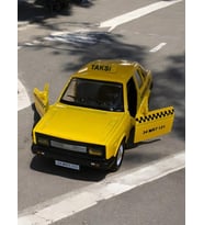 Metal Araba Çek Bırak Sarı Taksi Murat 131 Sesli ve Işıklı ( 1/36 Ölçek )