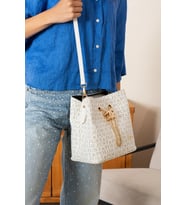 Kadın Beyaz Orijinal Just Polo Lüks El Ve Omuz Çantası Shoulder Bag EBAT : 22 X 23 CM (STD)