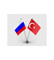 Rusya Bayrağı Türk Bayrağı İkili Saten Masa Bayrağı Takımı