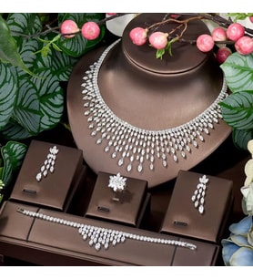 Daria Zirkon Taşlı Takı Seti Kolye Küpe Bileklik Yüzük Set Düğün Nişan Seti (Silver)