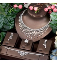 Daria Zirkon Taşlı Takı Seti Kolye Küpe Bileklik Yüzük Set Düğün Nişan Seti (Silver)
