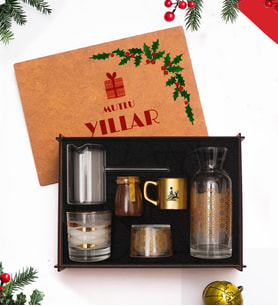 Yeni Yıl Özel Ahşap Kutu Premium Hediye Seti (Cam Cezve + Kahve + Mum + Fincan)