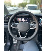 Volkswagen Golf 8 Caddy 2022-2026 Araca Özgü Dikmeli Direksiyon Kılıfı F1 OLAN ARAÇLARA UYGUNDUR