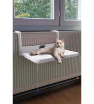 Beyaz Renk Polar Peluş Kedi Yatağı Radyatör Üstü Askılı Komfort