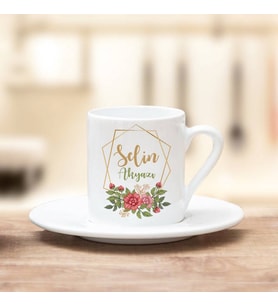 İsme Özel Çiçek Motifli Kahve Fincanı