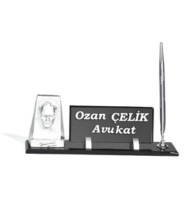 Kristal Masa İsimlik Atatürk Büst Modern Ofis Dekoru Masa İsimlik (Siyah - Kahverengi)