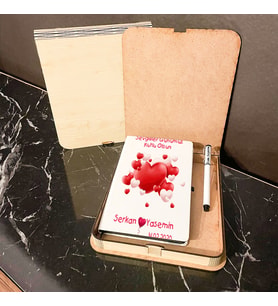 Sevgiliye En Güzel Hediye Ahşap Kutulu Defter Kalem Set 008