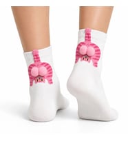 Kadın Beyaz Pembe Kedi Desenli Ponponlu Soket Çorap Sevimli 3D Kedi Figürlü Eğlenceli Günlük Çorap — Renk: Beyaz, Beden: 36-40