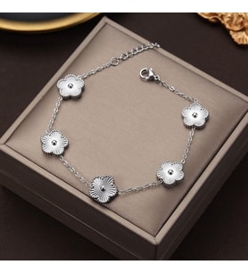Kadın Yonca Figürlü Çelik Bileklik (Gümüş)