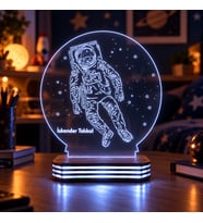 İsme Özel Astronot Tasarımlı Gece Lambası