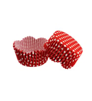 Cupcake Kalıbı Pet Kapsül Dalgalı Kek Kalıbı 65X38 MM (100 Adet)  Puantiyeli Kırmızı