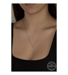 Crystal Taşlı Drop Kesim  925 Ayar Gümüş Kolye