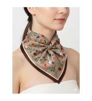 Tarzını Seç Kahverengi Gül Fular / Bandana / Aksesuar 48x48 cm