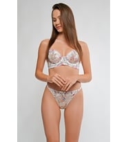 Vos Versa Yüksek Kalite Çiçekli Balenli Beyaz Brode Extra Soft Sütyen Külot Takım IG0047