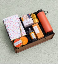 Ahşap Kutuda & Defter, Suluk, Mum, Kolonya, Biblo, Kahve  Hediye Kutusu