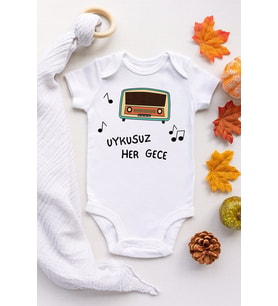 Unisex Bebek Beyaz Uykusuz Her Gece Kısa Kollu Çıtçıtlı Body Zıbın