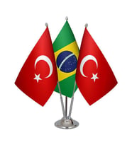 Masa Üstü Brezilya Bayrağı Türk Bayrağı Üçlü Krom Direk Masa Bayrak Seti