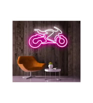 Rent A Carlara Özel Motor Figürlü Neon Tabela