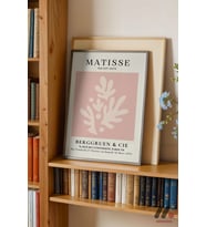 Matisse The Cut-Outs Pembe, Siyah Çerçeveli Duvar Tablosu - Sanatsever Hediyesi