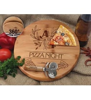 BK Gift Kişiye Özel İsimli Tarihli Bambu Ahşap Döner Tablalı Pizza Tahtası-4, Pizza Kesme Tahtası Seti, Şarküteri Tahtası, Servis Tepsisi, Ahşap Tabak, Eve Taşınma Hediyesi