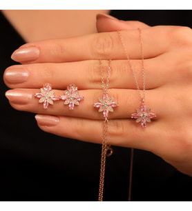 925 Ayar Gümüş Pembe Taşlı Kamelya Çiçeği Set