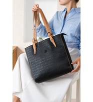 Günlük Kombinlere Uygun Kadın Siyah Taba Büyük Boy El Çantası Ve Cüzdanı Kombin 31 X 32 CM (STD)