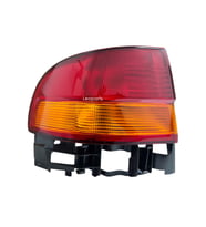 Leoparts Toyota Carina-E Stop Lambası Dış Sol 1996-1999 81560-05030