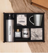 Kişiye Özel Premium Hediye Seti - Matara, Ortam Kokusu, Mum, Kupa & Taş Bardak Altlığı, Filtre Kahve