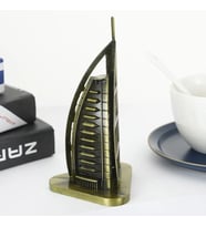 Dekoratif Metal Burj Al Arab Otel Bilosu
