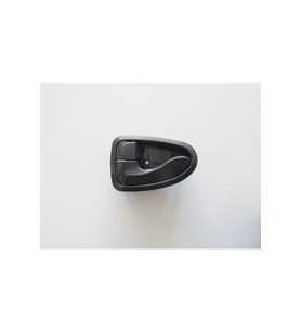HYUNDAI ACCENT- MILENYUM- 00/02 ÖN KAPI İÇ AÇMA KOLU SOL KOYU GRİ (İÇTEN KİLİTLİ TİP) 82610-25000-YN