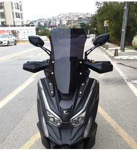 MOTOCAM Kymco DTX 250 Ön Cam 2021-2026 Model 55cm Siyah Renkli 4mm ORTA BOYLU
