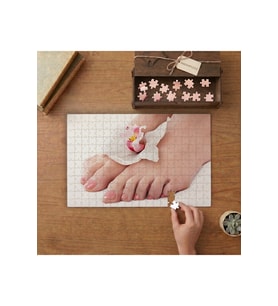 Güzel Ayaklar Çiçek- Ayak Bakımı Tasarımı 240 parça Ahşap Puzzle Ahşap Kutuda MP00567
