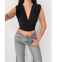 Linum  Kadın Vatkalı Kolsuz V Yaka Drapeli Crop Bluz Likralı Fit - Siyah