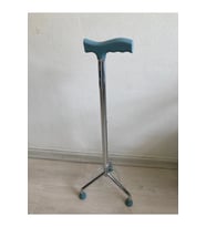 3 Ayaklı Baston