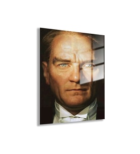 Cam Tablo Atatürk Portresi