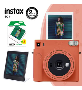 Instax SQ1 Terracotta Turuncu Fotoğraf Makinesi 20li Kare Film ve Pleksi Çerçeve