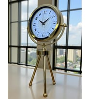 Gold Royal Motifli Üç Ayaklı Metal Masa Saati (Kahverengi Açık)
